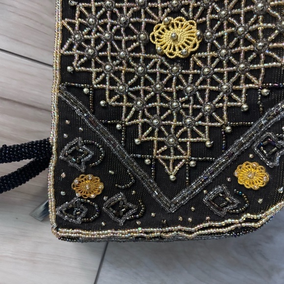 Elegant Black and Gold Beaded Handbag - Picture 2 of 6